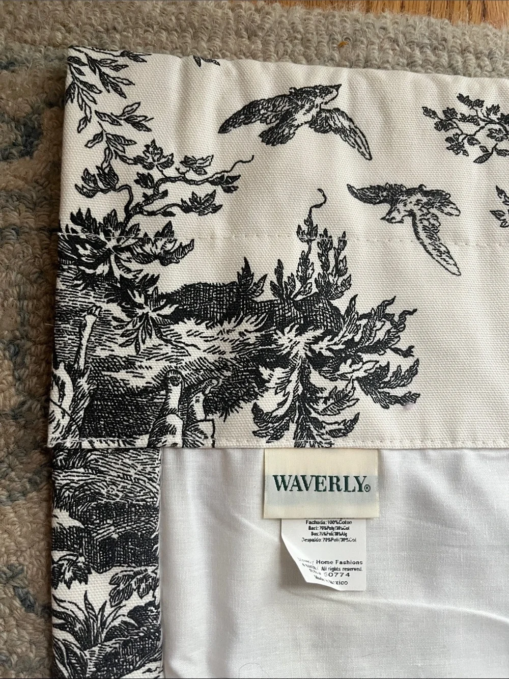 Waverly Country Life 44” x 86